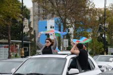 Victory joy in Baku, population celebrates liberation of Shusha with great enthusiasm (PHOTO/VIDEO)