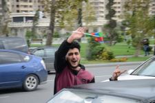 Victory joy in Baku, population celebrates liberation of Shusha with great enthusiasm (PHOTO/VIDEO)