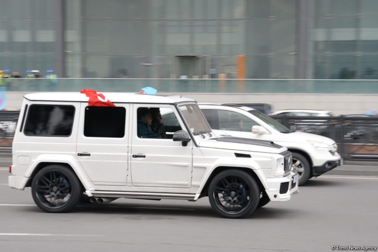 Victory joy in Baku, population celebrates liberation of Shusha with great enthusiasm (PHOTO/VIDEO)