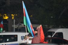 Baku residents celebrating victory in Karabakh war (PHOTO/VIDEO)