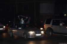 Baku residents celebrating victory in Karabakh war (PHOTO/VIDEO)