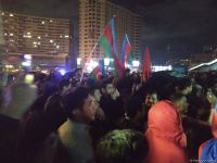 Baku residents celebrating victory in Karabakh war (PHOTO/VIDEO)