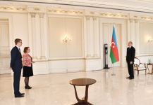 Azerbaijani president receives credentials of incoming Dutch ambassador (PHOTO)