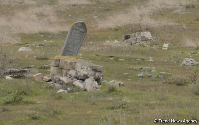 Armenians completely destroy cemetery in Fuzuli district (PHOTO)