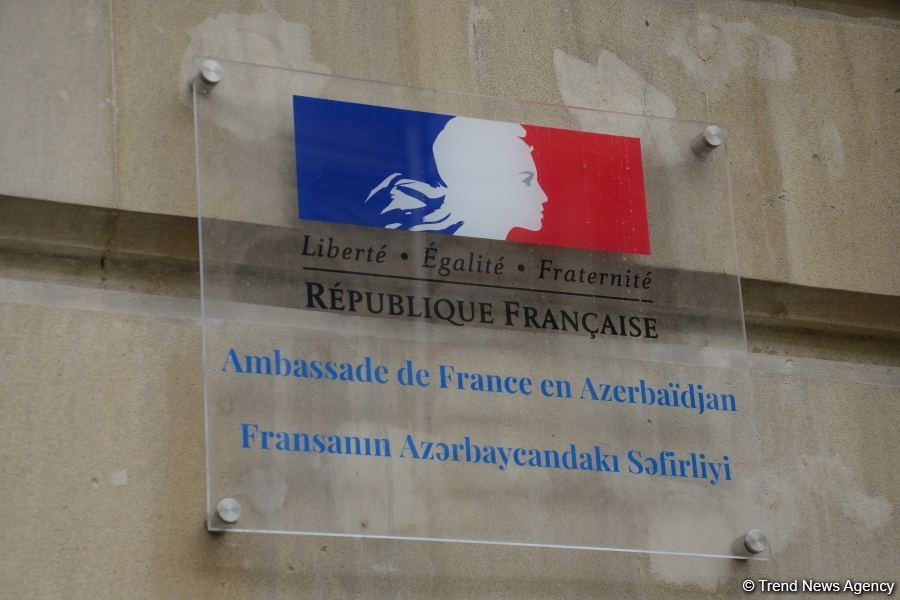 Civil organizations hold rally in front of French embassy in Baku (PHOTO)