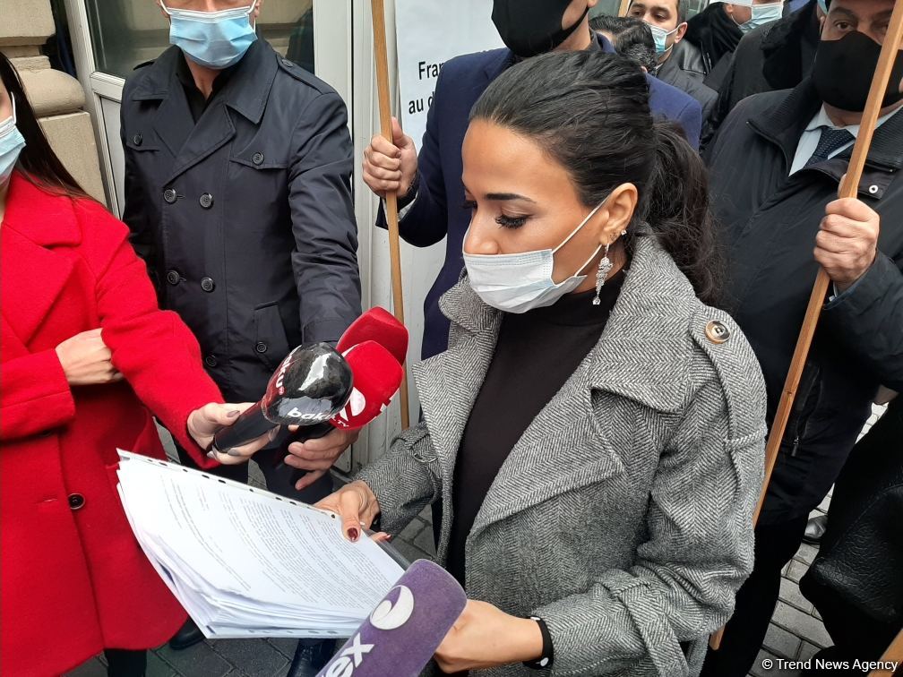 Civil organizations hold rally in front of French embassy in Baku (PHOTO)