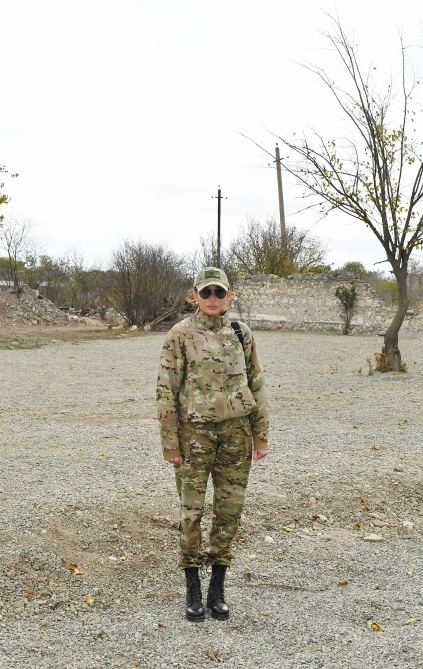 President Ilham Aliyev and first lady Mehriban Aliyeva visit liberated from occupation Aghdam city (PHOTO)