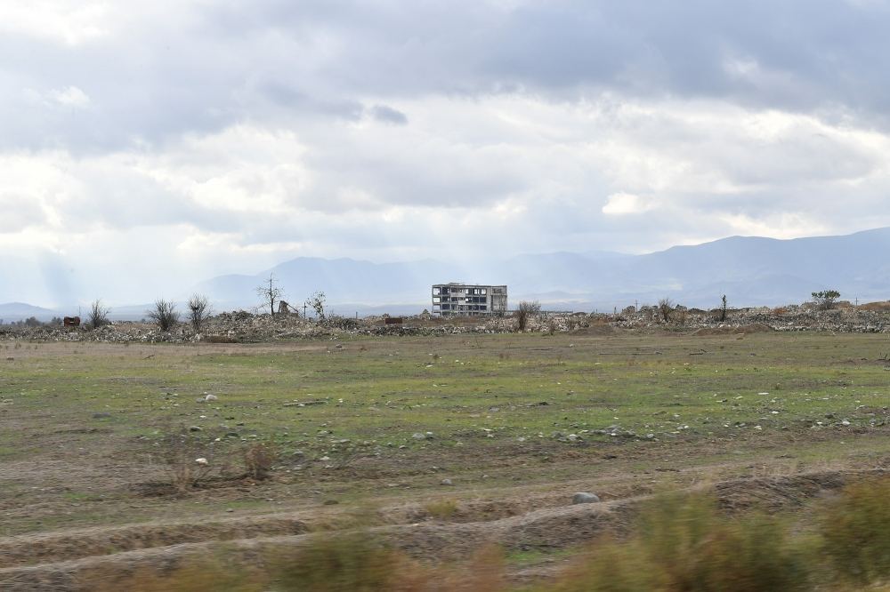 President Ilham Aliyev and first lady Mehriban Aliyeva visit liberated from occupation Aghdam city (PHOTO)