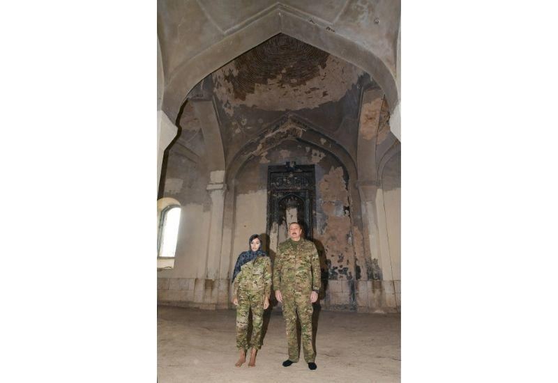 President Ilham Aliyev and first lady Mehriban Aliyeva visit liberated from occupation Aghdam city (PHOTO)