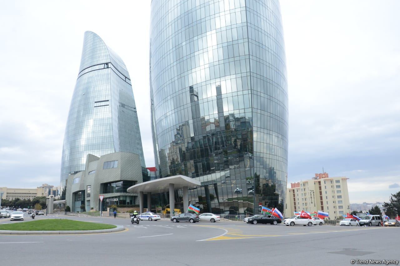 Baku residents hold rally celebrating Kalbajar's liberation (PHOTOS)