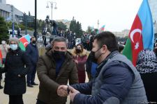 Lachin residents visit Alley of Martyrs in Azerbaijan’s Baku (PHOTO)