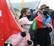 Lachin residents visit Alley of Martyrs in Azerbaijan’s Baku (PHOTO)
