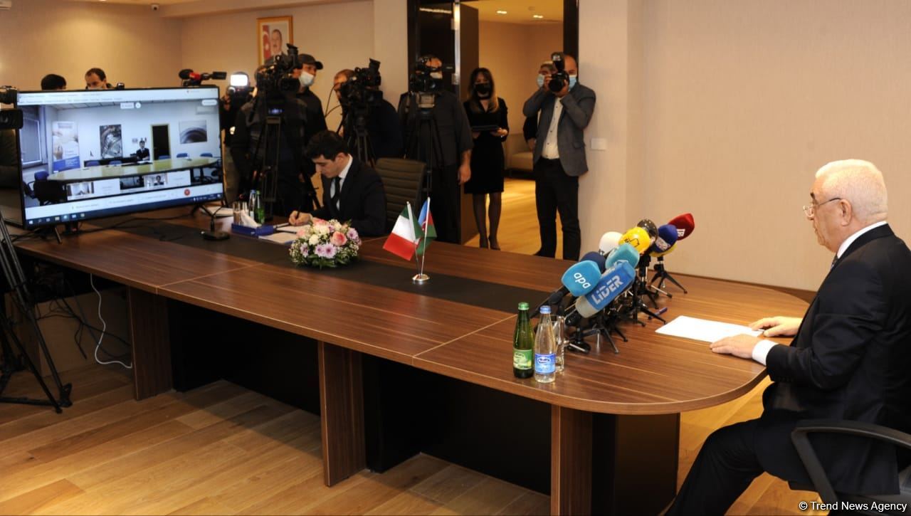 Italy, Azerbaijan ink agreement to create energy infrastructure in Karabakh (PHOTO)