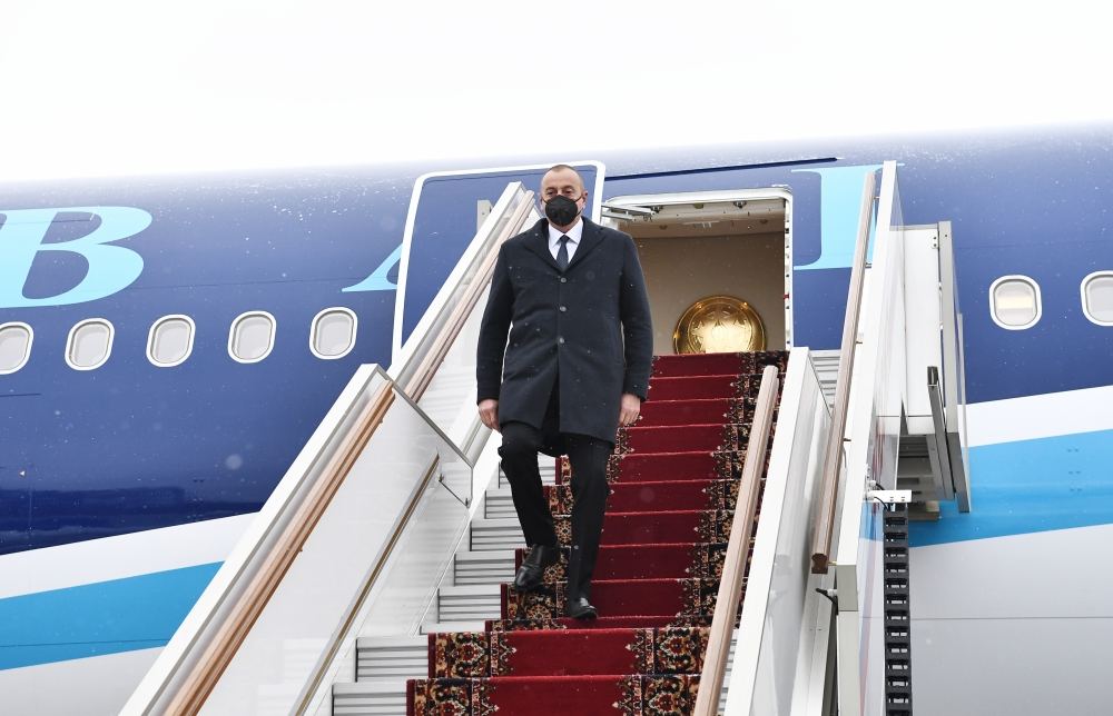 President Aliyev arrives in Moscow for working visit on invitation of President Putin (PHOTO)