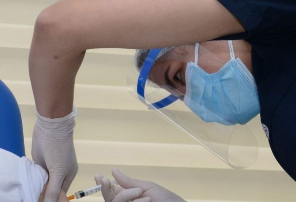 No need for restrictions in Azerbaijan in case of mass vaccination - Assistant to president
