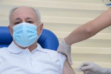 Azerbaijan's Health Minister, Head of TABIB vaccinated from COVID-19 (PHOTOS)