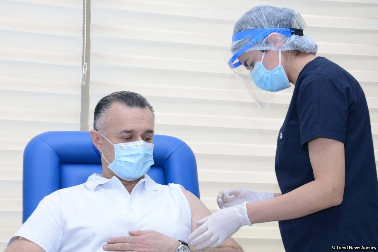 Azerbaijan's Health Minister, Head of TABIB vaccinated from COVID-19 (PHOTOS)