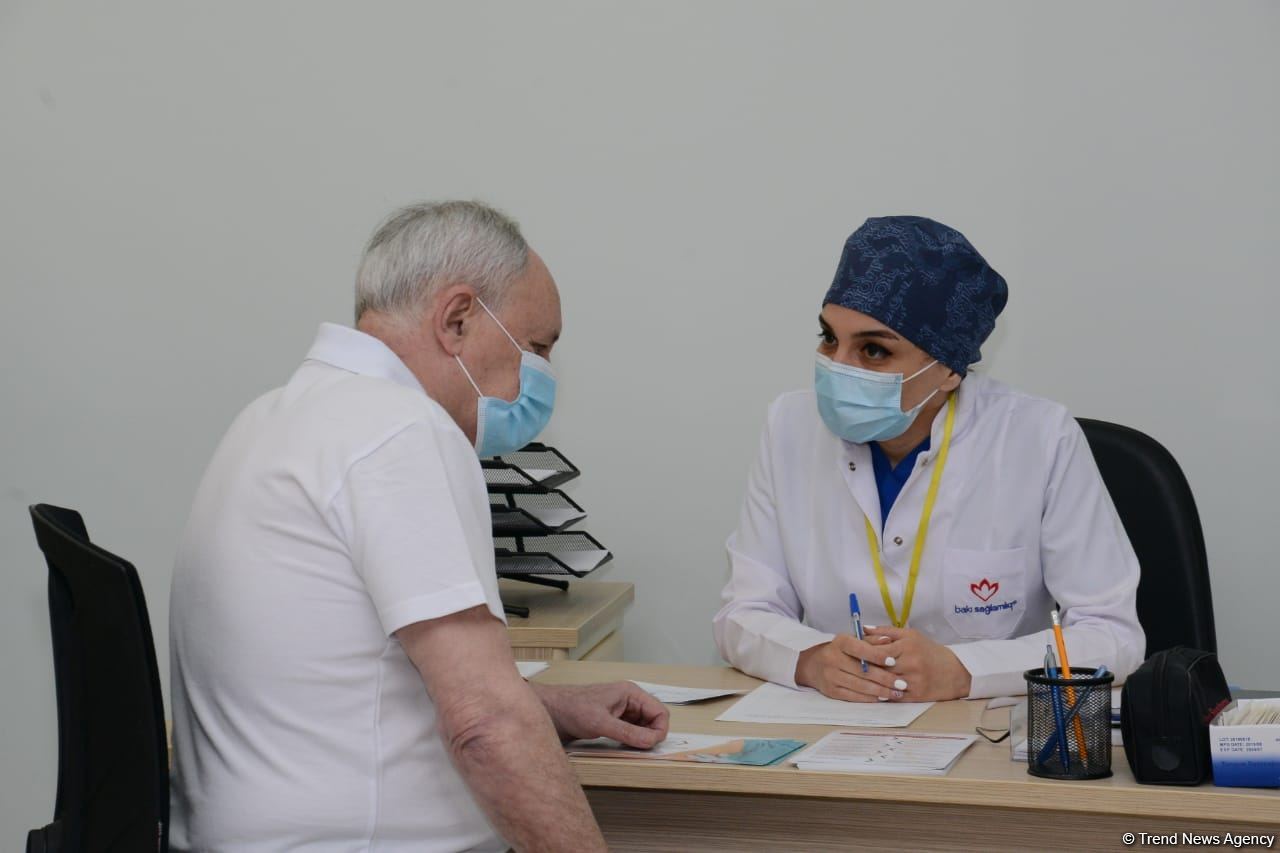 Azerbaijan's Health Minister, Head of TABIB vaccinated from COVID-19 (PHOTOS)