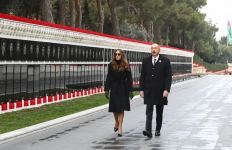 Azerbaijani president, first lady visit Alley of Martyrs on 31st anniversary of 20 January tragedy (PHOTO)