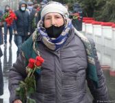 Azerbaijani people honoring memory of 20 January tragedy victims (PHOTOS)