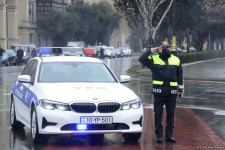 Azerbaijan holds minute of silence to honor January 20 victims (PHOTOVIDEO)