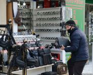 Trade facilities, hairdressers, and beauty salons resume activity in Azerbaijan (PHOTO)