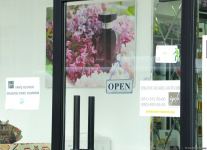 Trade facilities, hairdressers, and beauty salons resume activity in Azerbaijan (PHOTO)
