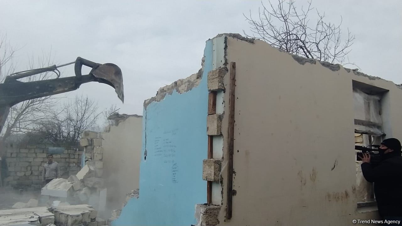 Azerbaijan repairing houses destroyed as result of Armenian aggression in Horadiz (PHOTO)