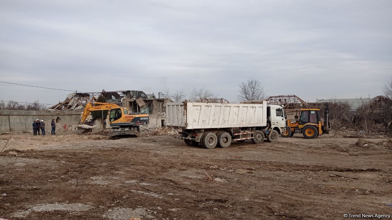 Azerbaijan restoring houses destroyed as a result of Armenia’s aggression in Ganja (PHOTO)