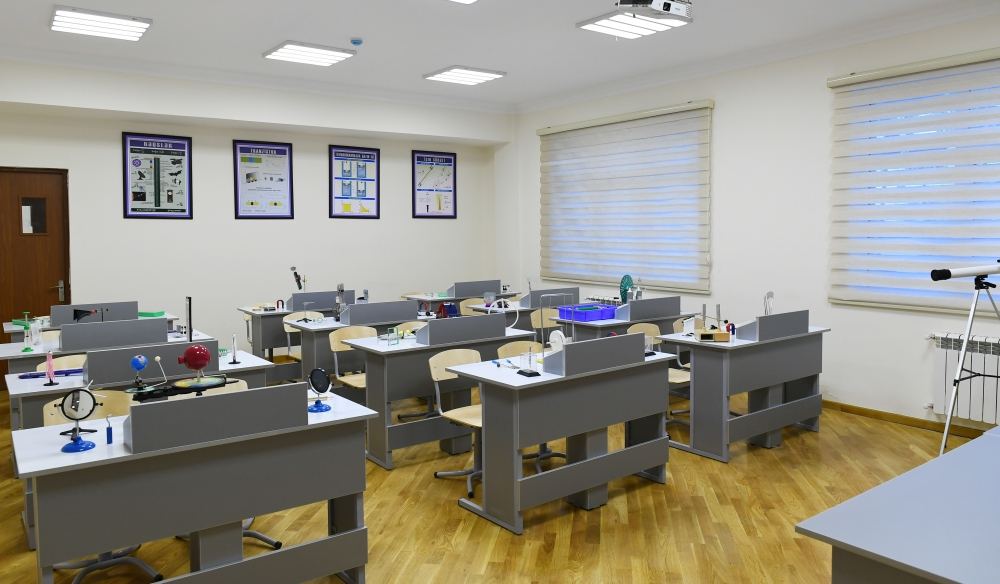 Azerbaijani president views conditions created at reconstructed schools in Sabunchu, Surakhani (PHOTO)
