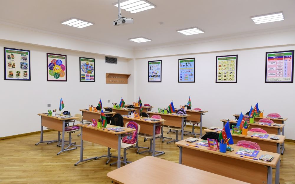 Azerbaijani president views conditions created at reconstructed schools in Sabunchu, Surakhani (PHOTO)