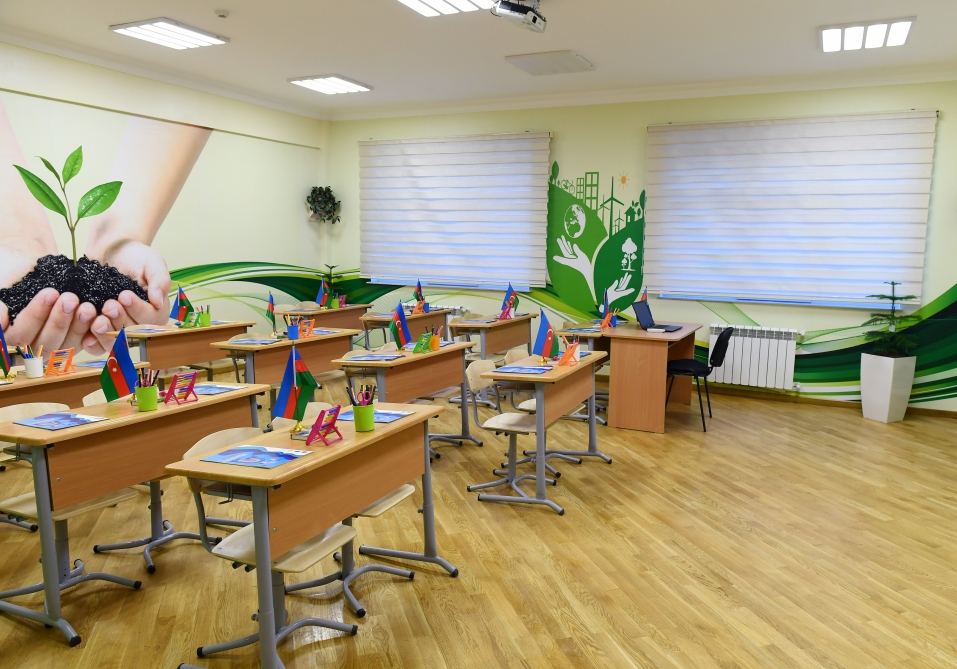 Azerbaijani president views conditions created at reconstructed schools in Sabunchu, Surakhani (PHOTO)
