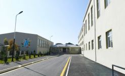 Azerbaijani president, first lady view conditions created at school-lyceum in Khirdalan city (PHOTO)