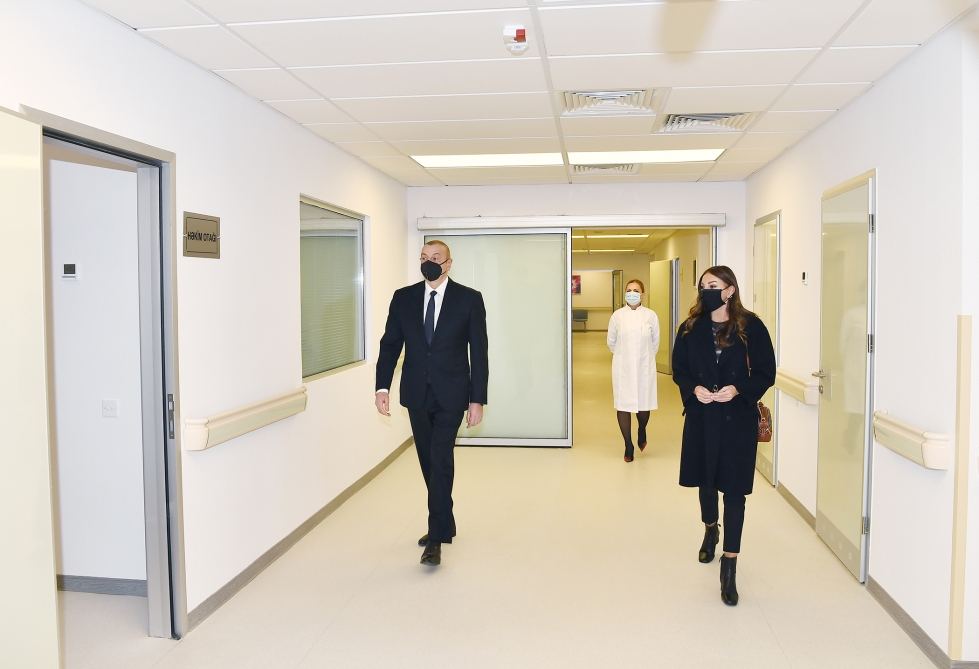 Azerbaijani president, first lady inaugurate new building of Absheron District Central Hospital (PHOTO)