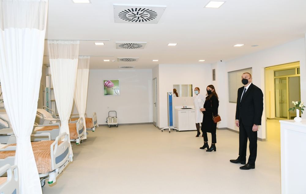 Azerbaijani president, first lady inaugurate new building of Absheron District Central Hospital (PHOTO)