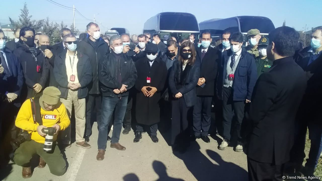 Azerbaijan diplomatic corps' representatives arrive in Jabrayil's Jojug Marjanli - Trend TV (PHOTO/VIDEO)