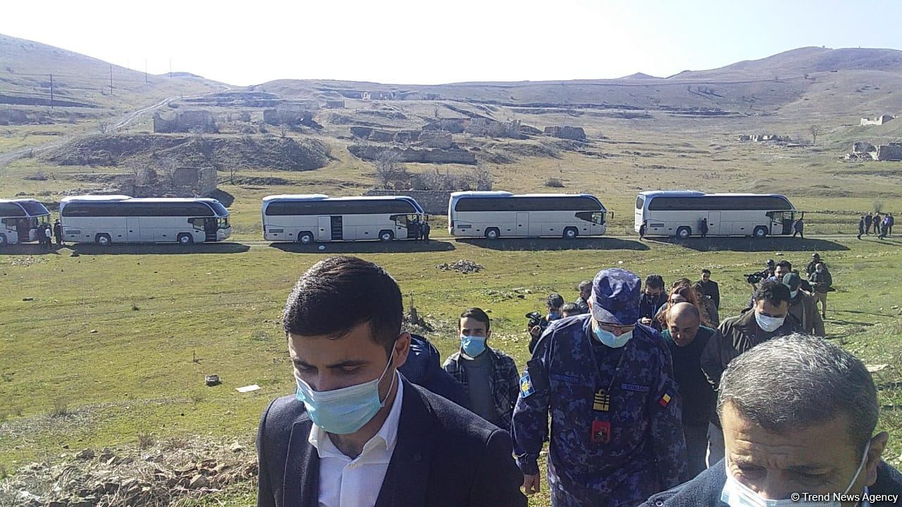 Azerbaijani diplomatic corps' representatives visit destroyed areas in Jabrayil city (PHOTO)