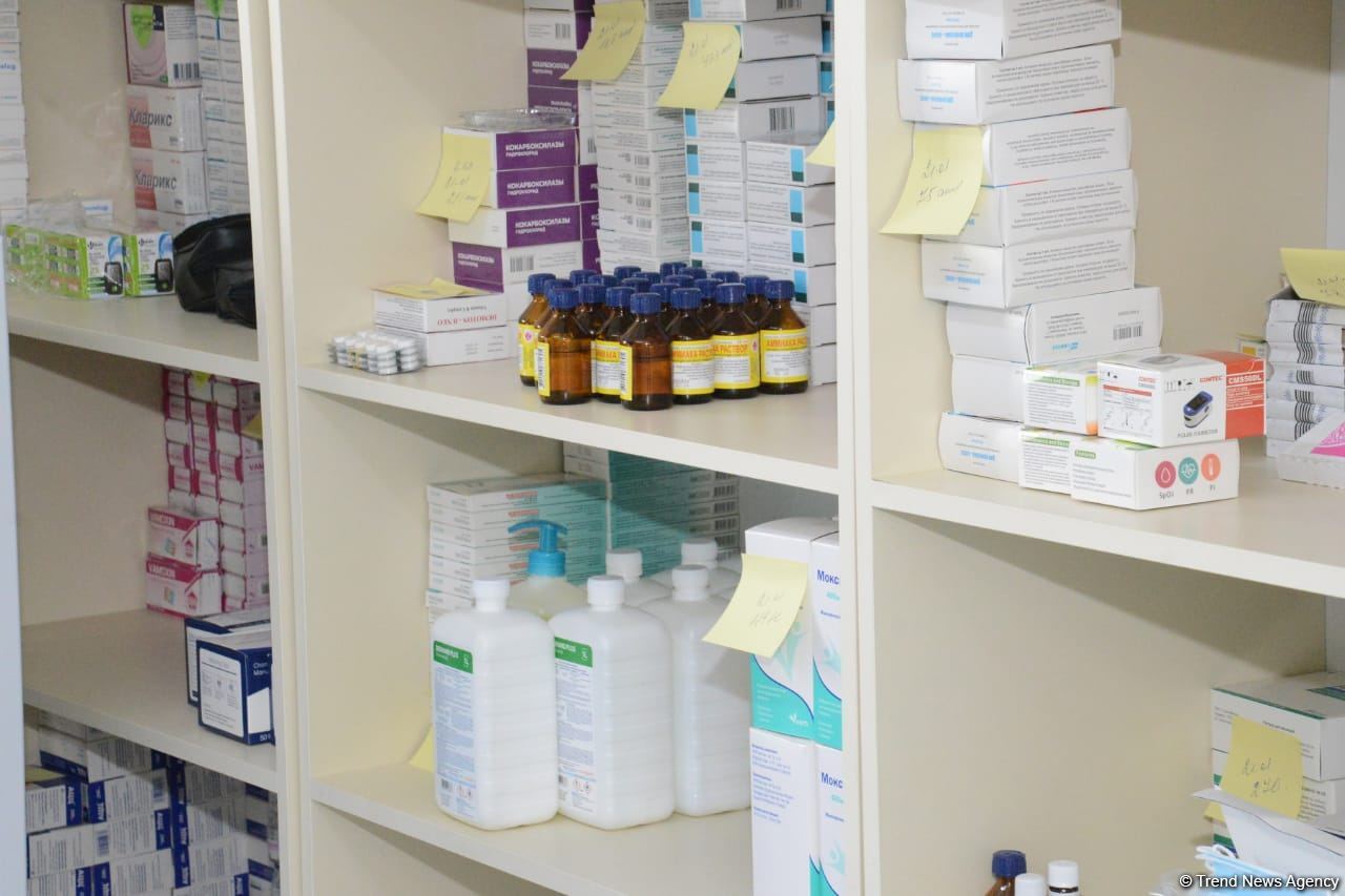 Azerbaijan starts vaccination of state employees - Trend TV reports (PHOTO)