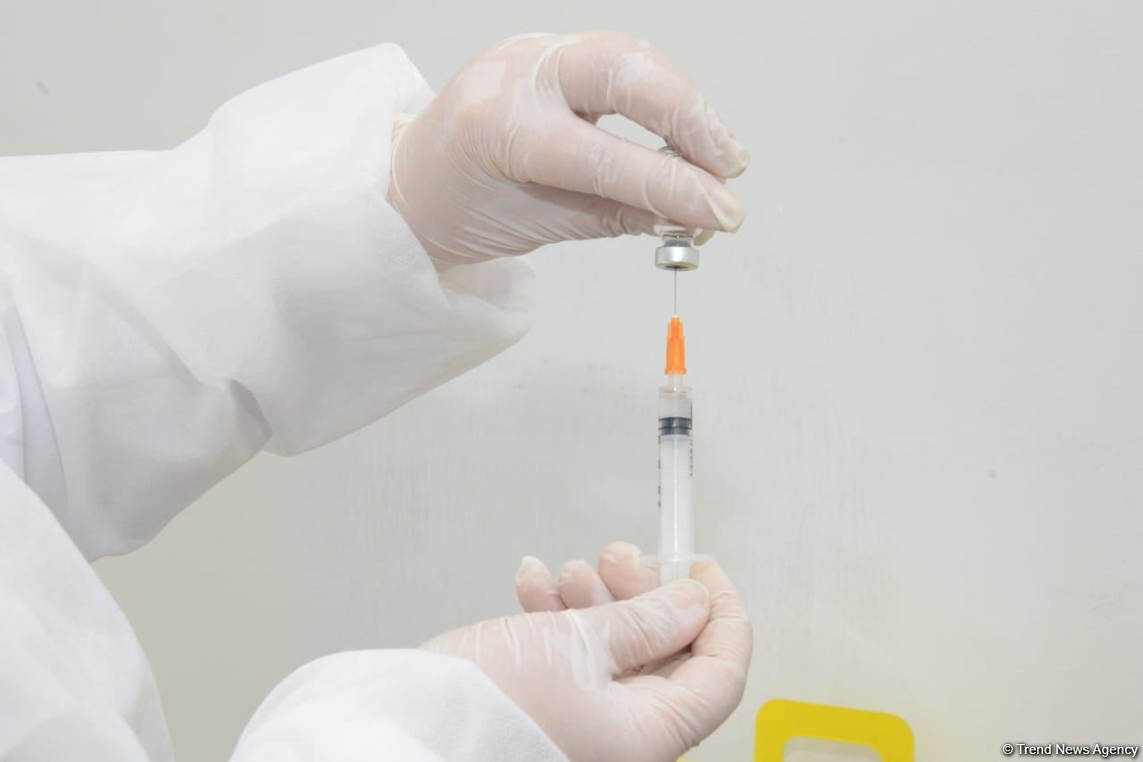 Azerbaijan shares data on number of vaccinated citizens