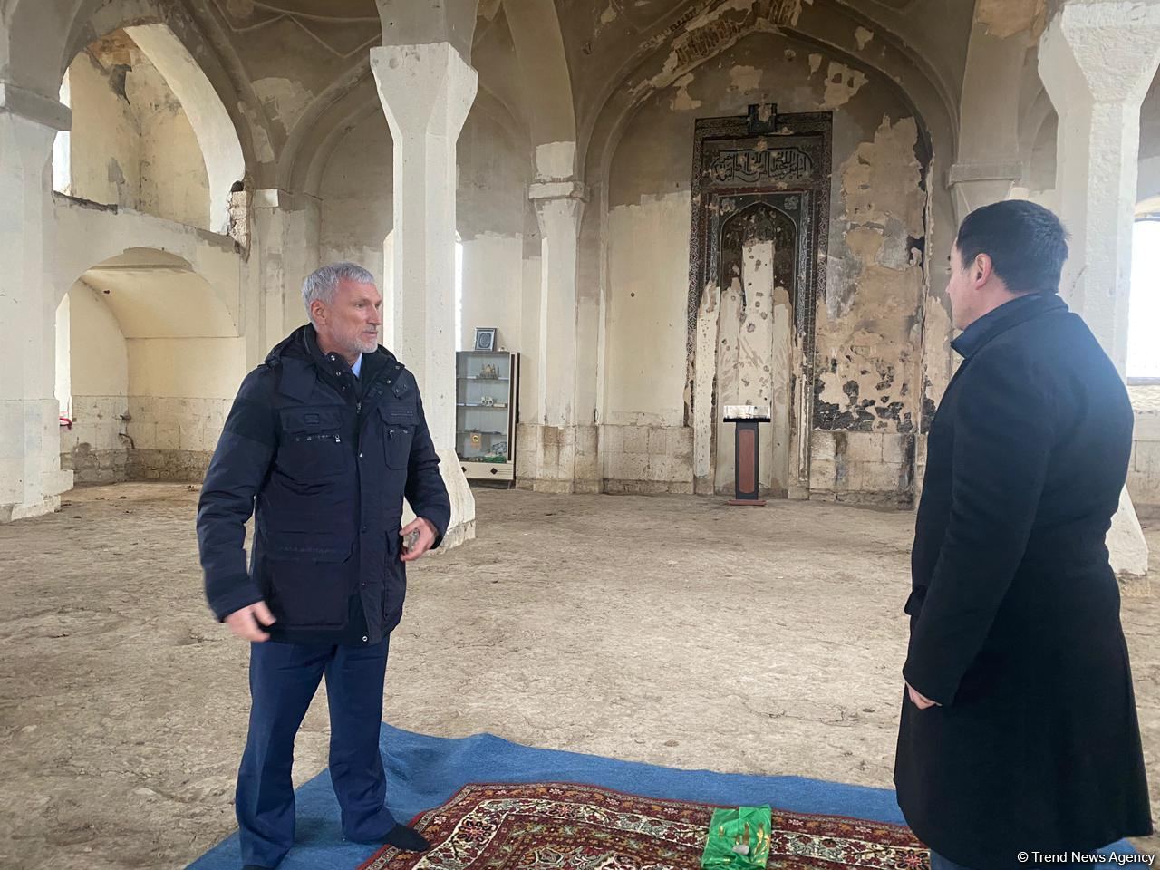 Russian MP witnesses vandalism of Armenians in Aghdam (PHOTO)