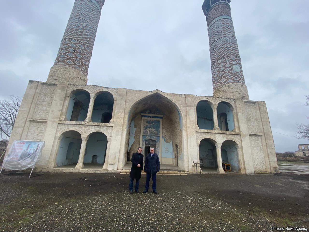 Russian MP witnesses vandalism of Armenians in Aghdam (PHOTO)