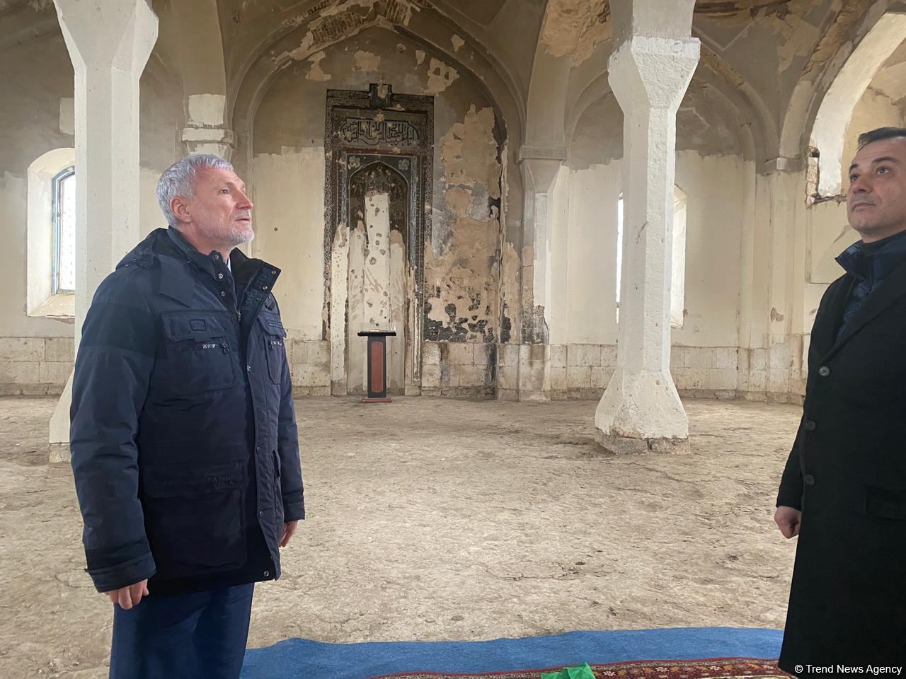 Russian MP witnesses vandalism of Armenians in Aghdam (PHOTO)