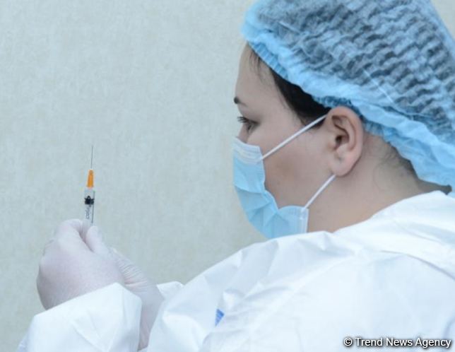 Vaccination of doctors against COVID-19 is mandatory in Azerbaijan - official