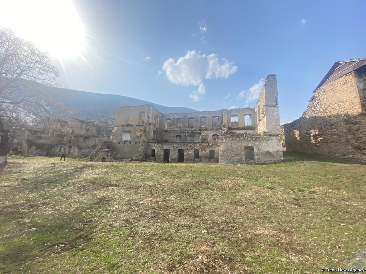 Azerbaijani journalists visit liberated Tugh village of Khojavand district (PHOTO/VIDEO)