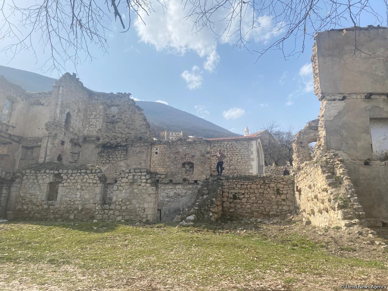 Azerbaijani journalists visit liberated Tugh village of Khojavand district (PHOTO/VIDEO)
