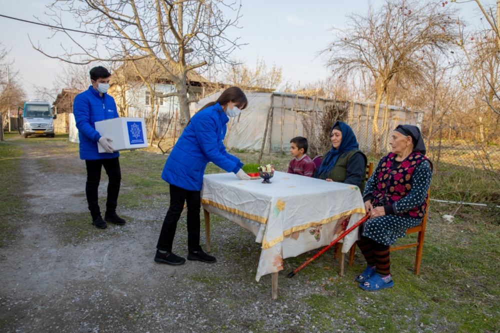 Heydar Aliyev Foundation sent gifts to low-income families on occasion of Novruz holiday (PHOTO) (UPDATE)