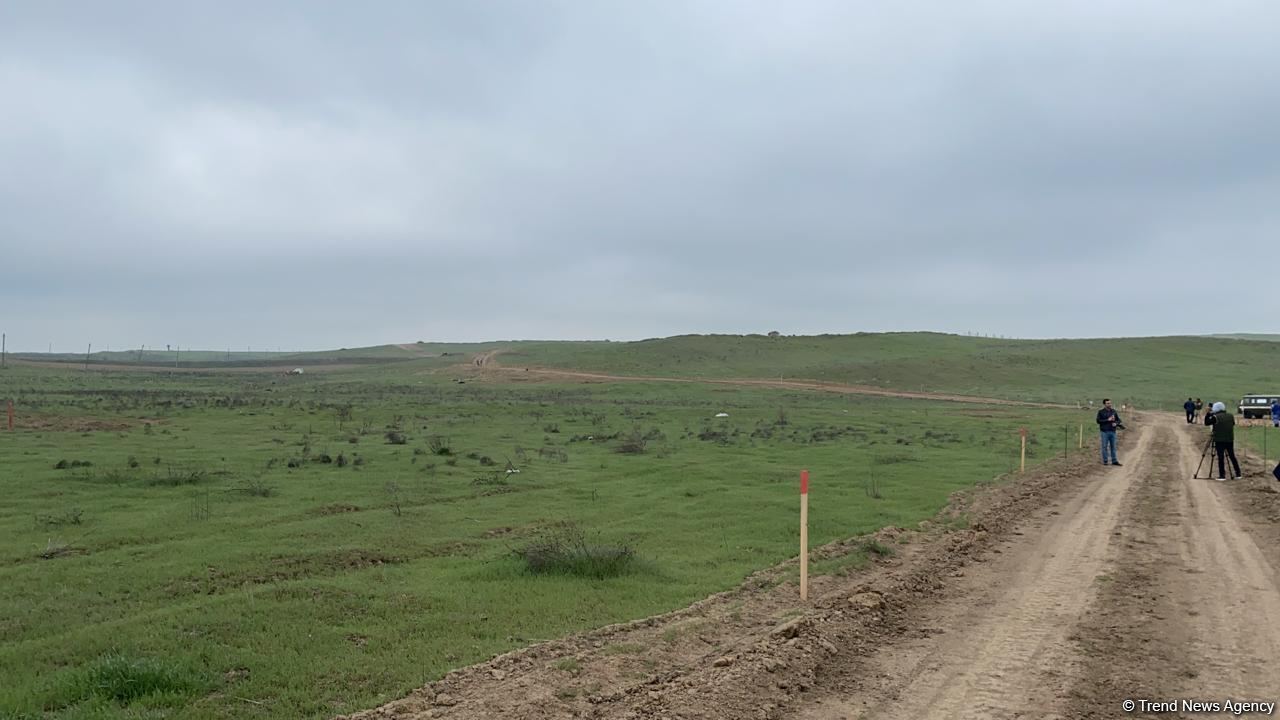 Azerbaijani agency talks demined section of Fuzuli-Shusha road (PHOTO)