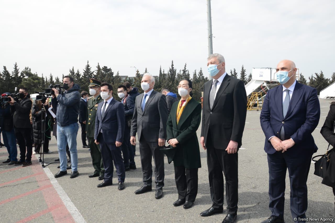 Azerbaijan gets another batch of COVID-19 vaccine (PHOTO/VIDEO)
