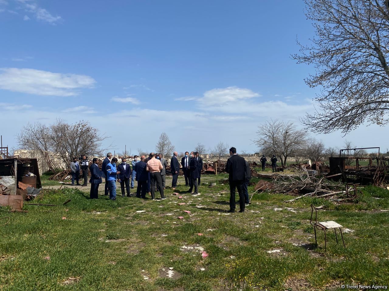 OIC reps visit Imaret cemetery in Azerbaijan's Aghdam district (PHOTO/VIDEO)