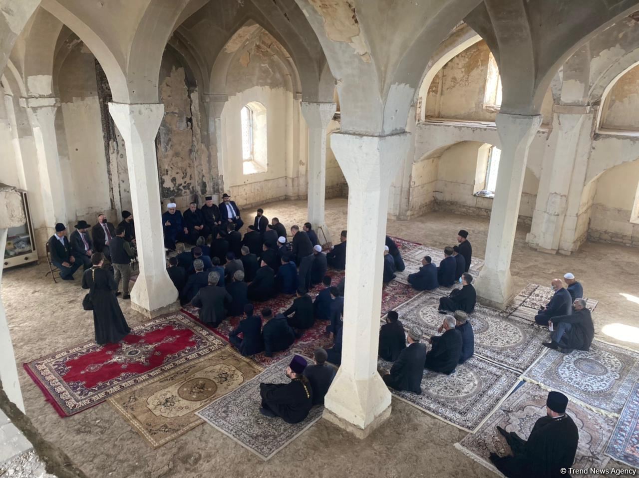 Heads of Azerbaijani religious confessions visit Aghdam Juma Mosque (PHOTO)